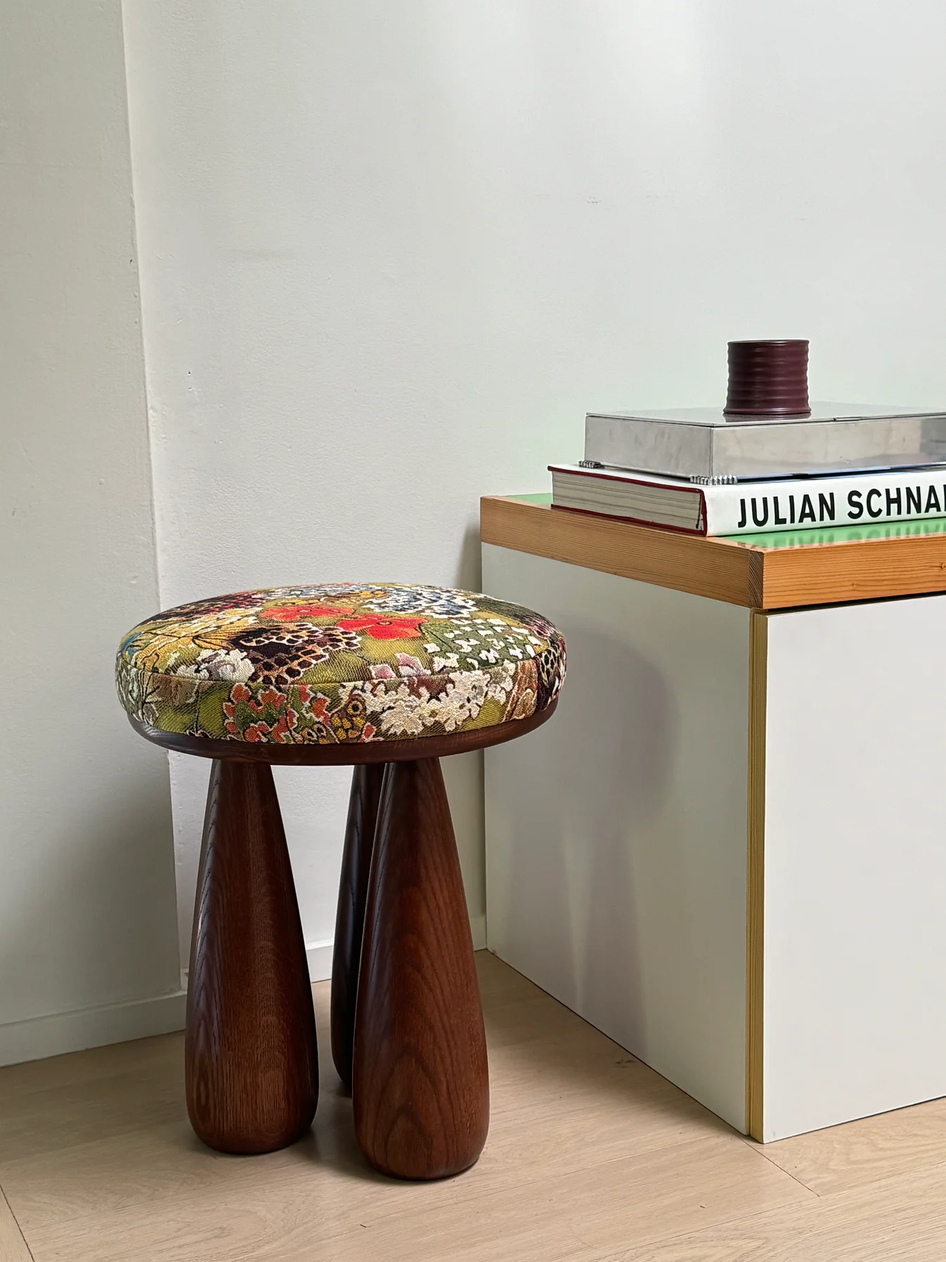 Contemporary accent pieces